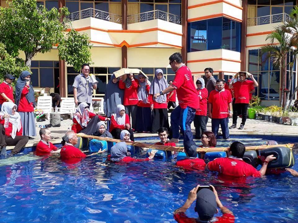 Bukit Kenari Hotel & Restaurant Parepare エクステリア 写真