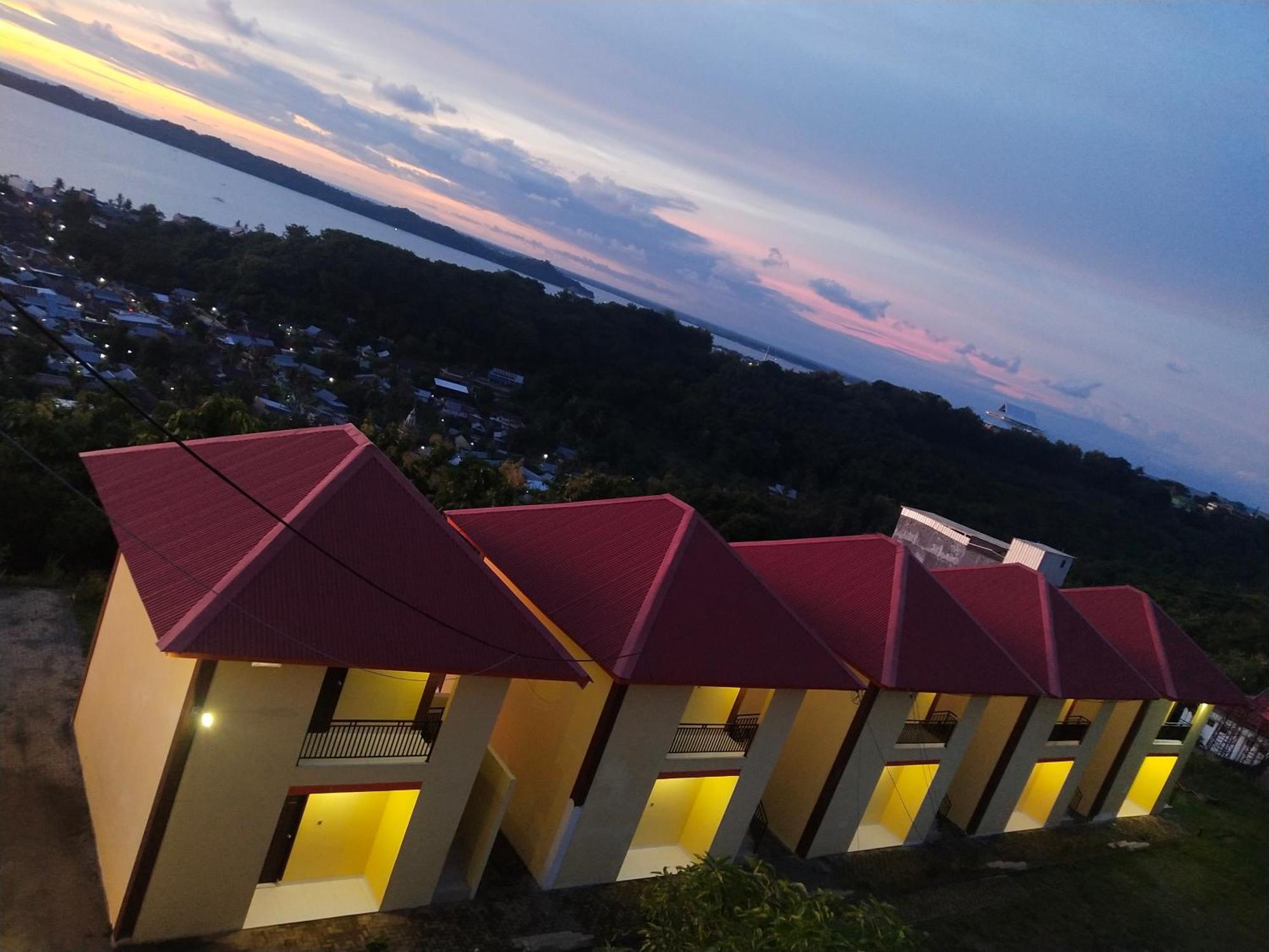 Bukit Kenari Hotel & Restaurant Parepare エクステリア 写真